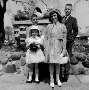 6193e_Easter_Basket_2398759147_056149f4f4