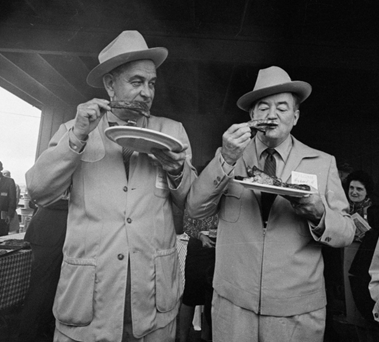 LBJ and HH eating BBQ