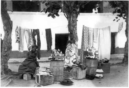 cape coast Women street sellers in Cape Coast