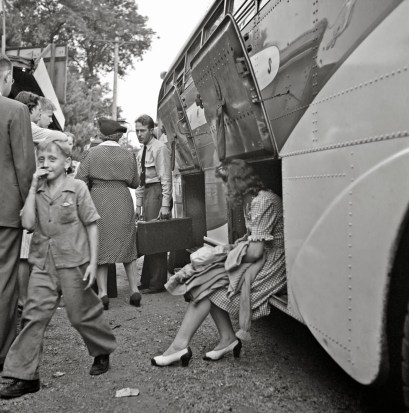 people-traveling-by-bus-1943-1