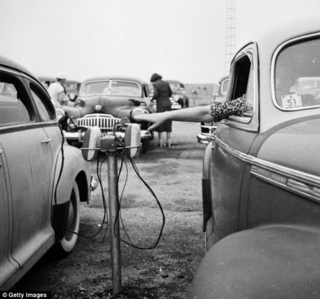 67da61ef4c7587a3268a60b21bc454c7--drive-in-theater-movie-theater