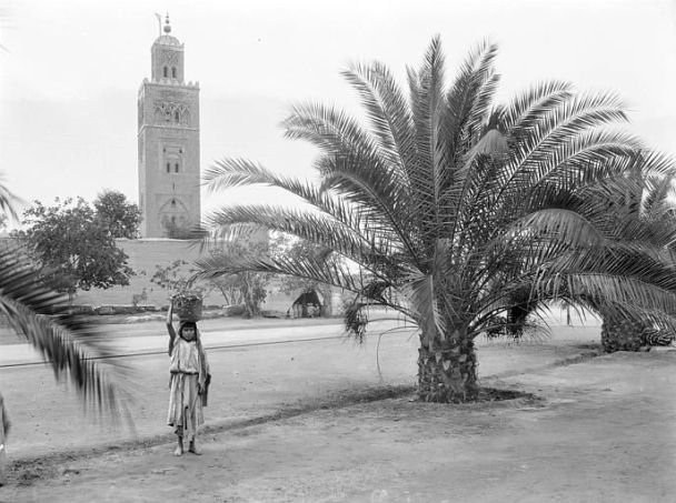 31e4a616f61b97a2b090ffe40a01838e--vers-marrakech