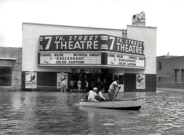 7th-street-theatre-ft-worth-tex-flood-1949_1